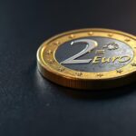 découvrez les caractéristiques uniques de la pièce de 2 euros uefa euro 2016 : histoire, symboles, rareté et conseils pour collectionneurs passionnés.